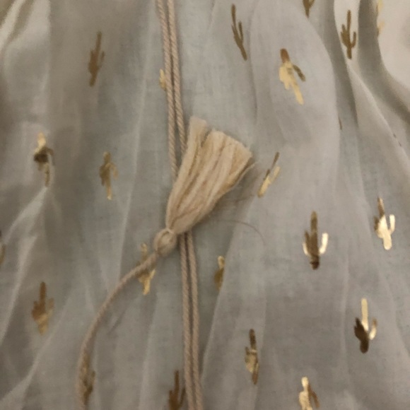 NWT Z&L Europe Cover-Up - with Tassel Details and Criss-Cross closing L - Picture 5 of 12